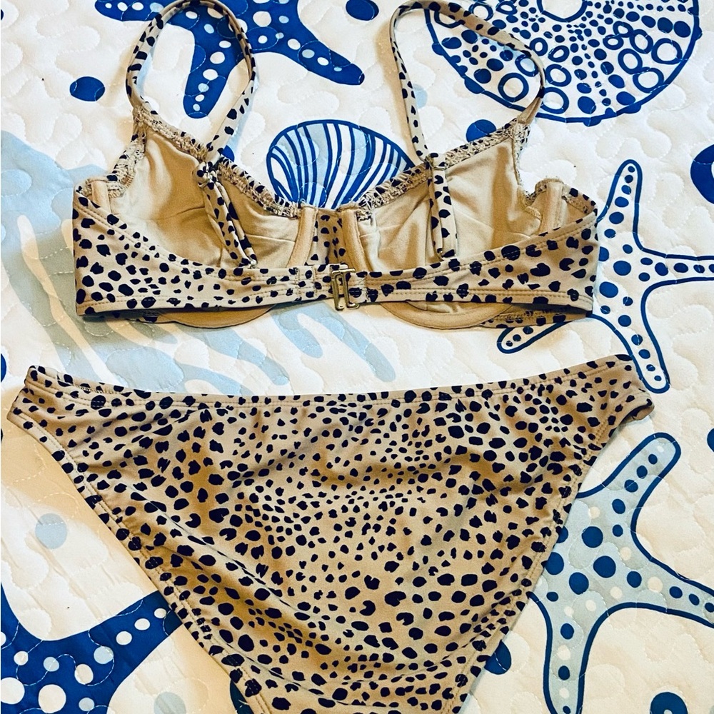 Leopard Print Bikini Set - Picture 3 of 5